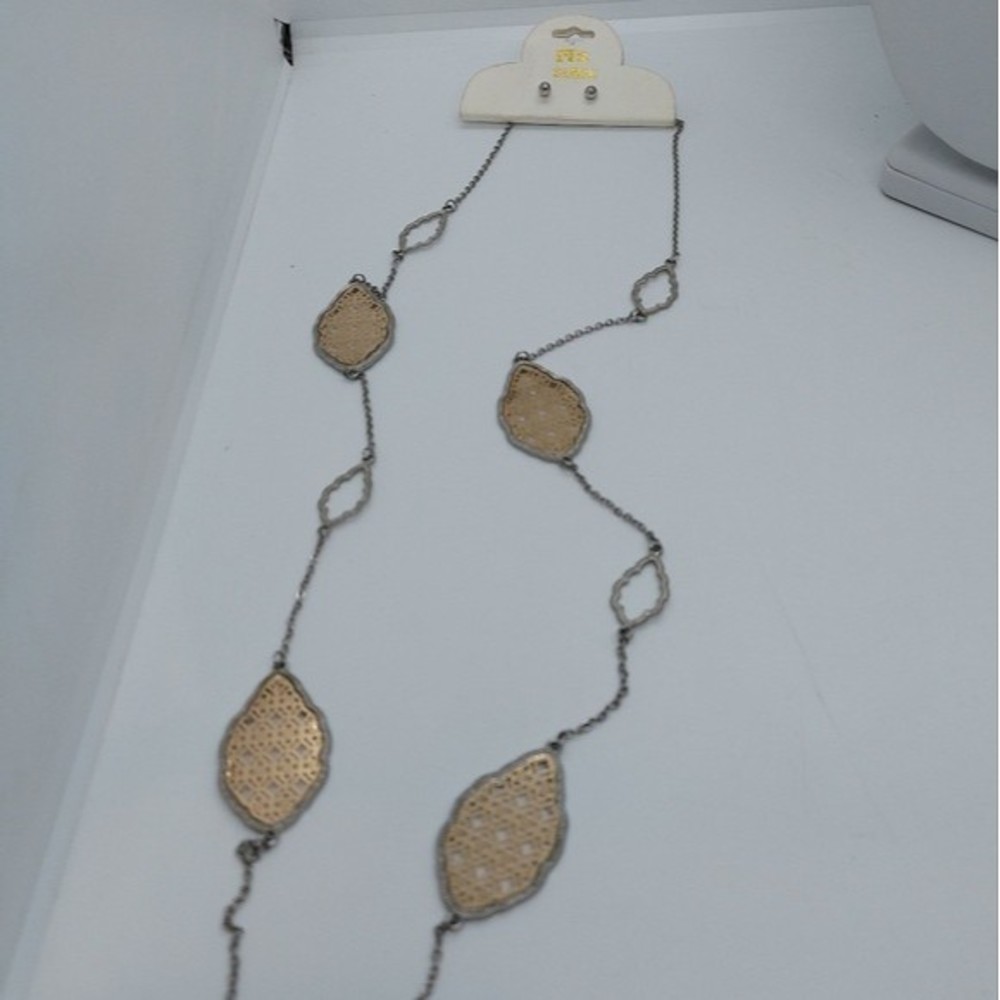 IT'S‎ SENSE gold and silver tone necklace with earrings